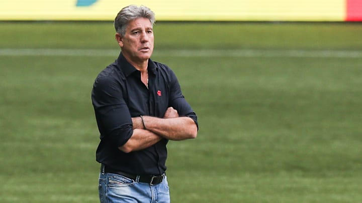 Renato Gaúcho se revolta com “mentiras” publicadas sobre o Flamengo: “O que mais as pessoas querem?”. 